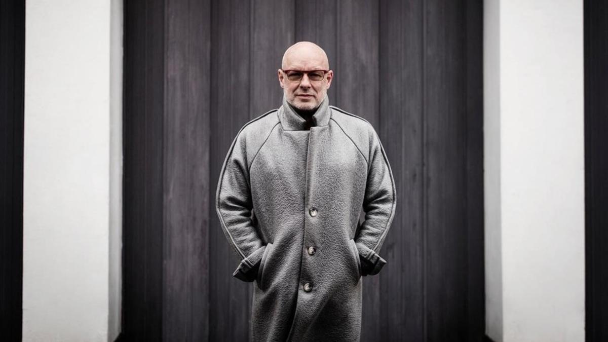 El músico Brian Eno, protagonista de la exposición 'By Chance and Decision' que acogerá en junio el Arts Santa Mònica.
