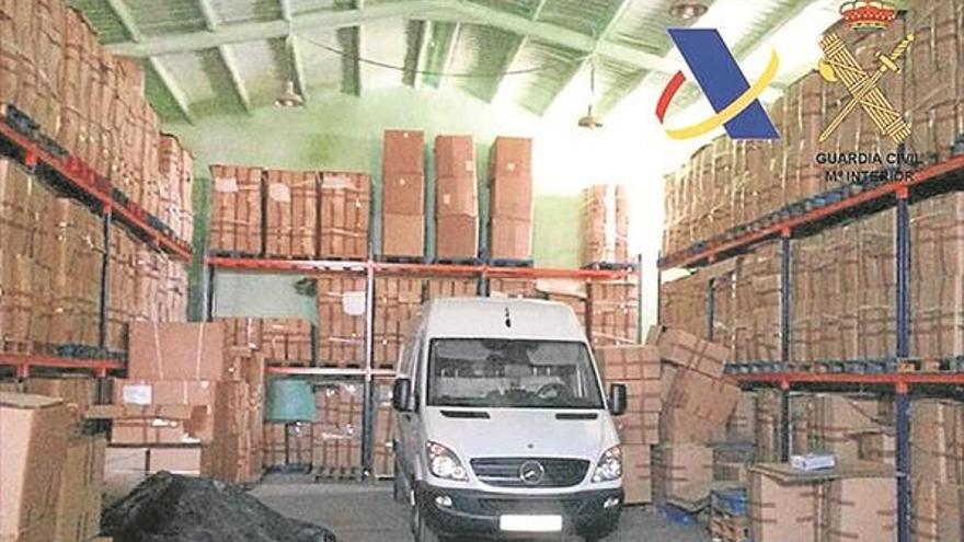 Incautan 95.000 kilos de tabaco de contrabando