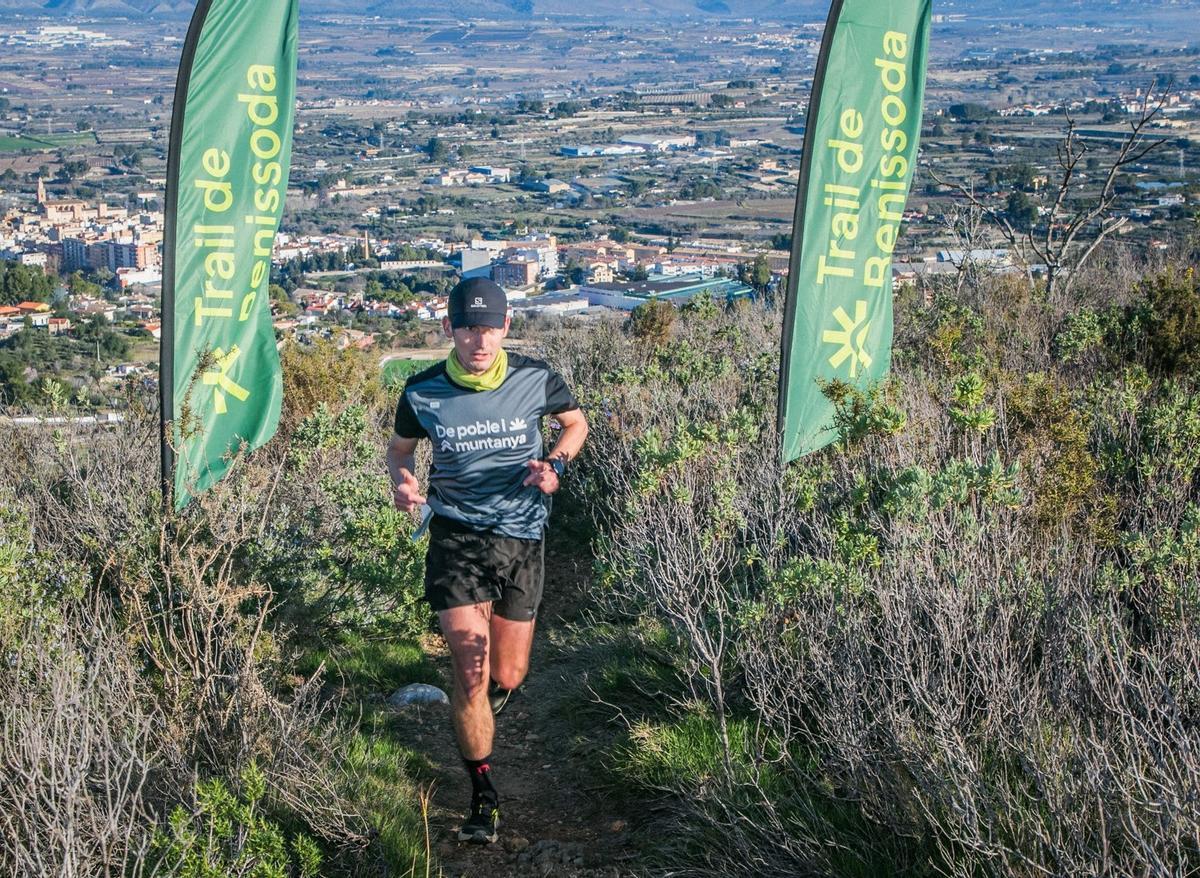 Un corredor en el Trail de Benissoda en una edición pasada.
