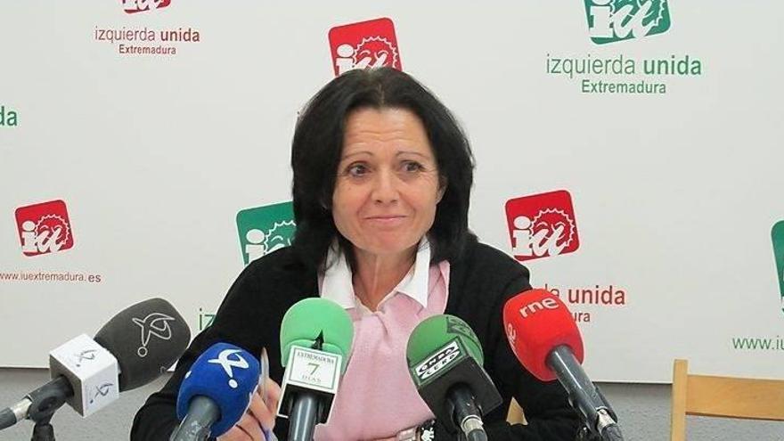 Encarna Muñoz presenta su candidatura a las primarias de IU Extremadura