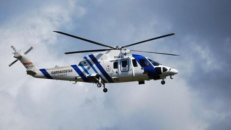 Rescatado en helicóptero en una zona de difícil acceso de O Ézaro tras sufrir una lesión