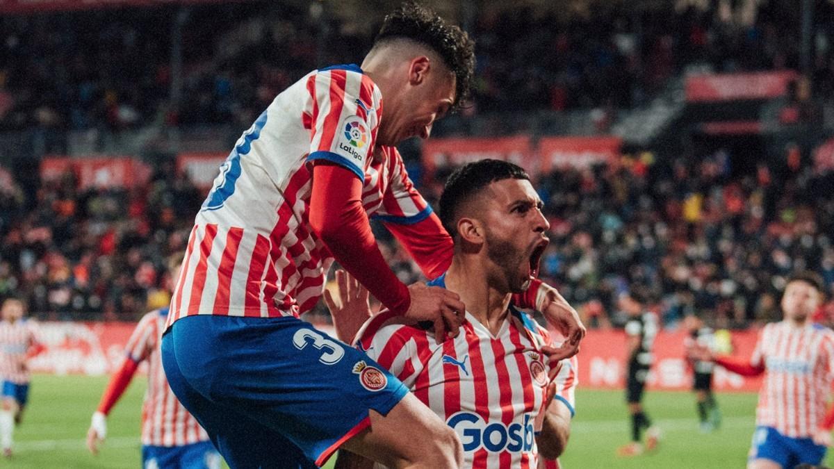 Bustos celebrando el gol del triunfo