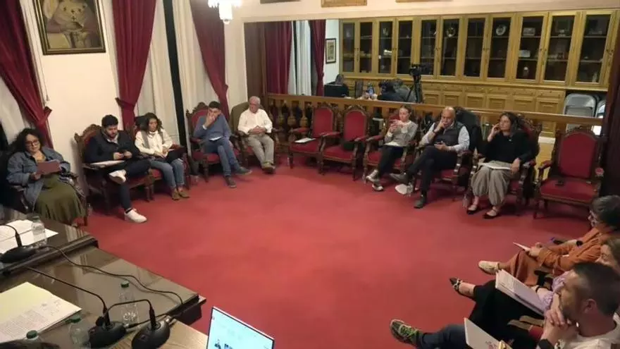 Pleno de Betanzos: Explicación del estado del edificio Mandeo 50