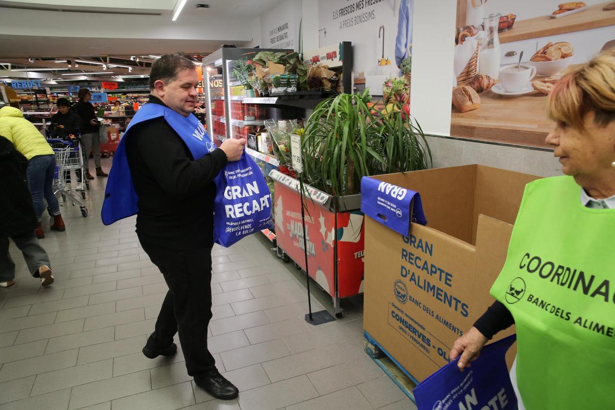 Inician la campaña solidaria para el Banco de Alimentos en Barcelona