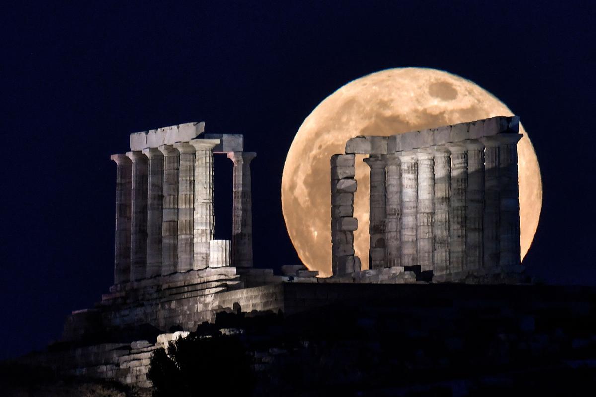 Templo de Poseidon. Cabo Sunion, 70 kilómetros al sur de Atenas. Grecia.