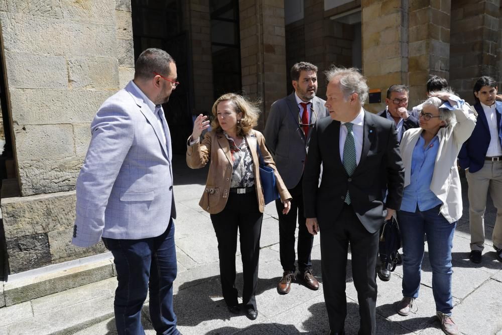 La Ministra de Economía Nadia Calviño visita Gijón