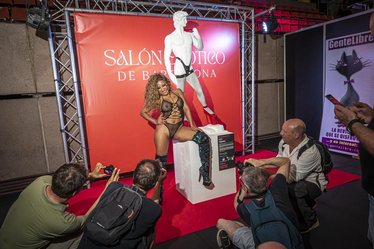 Ambiente en la primera jornada del Salón Erótico