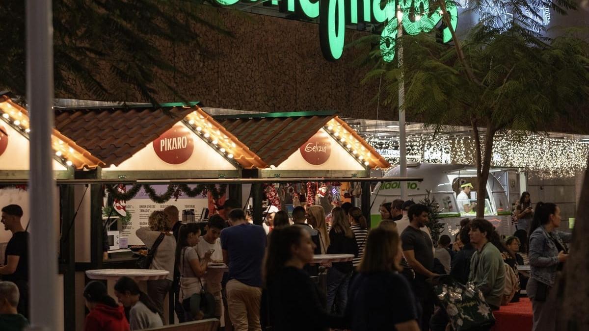 Mercado navideño en El Corte Inglés de Mesa y López.