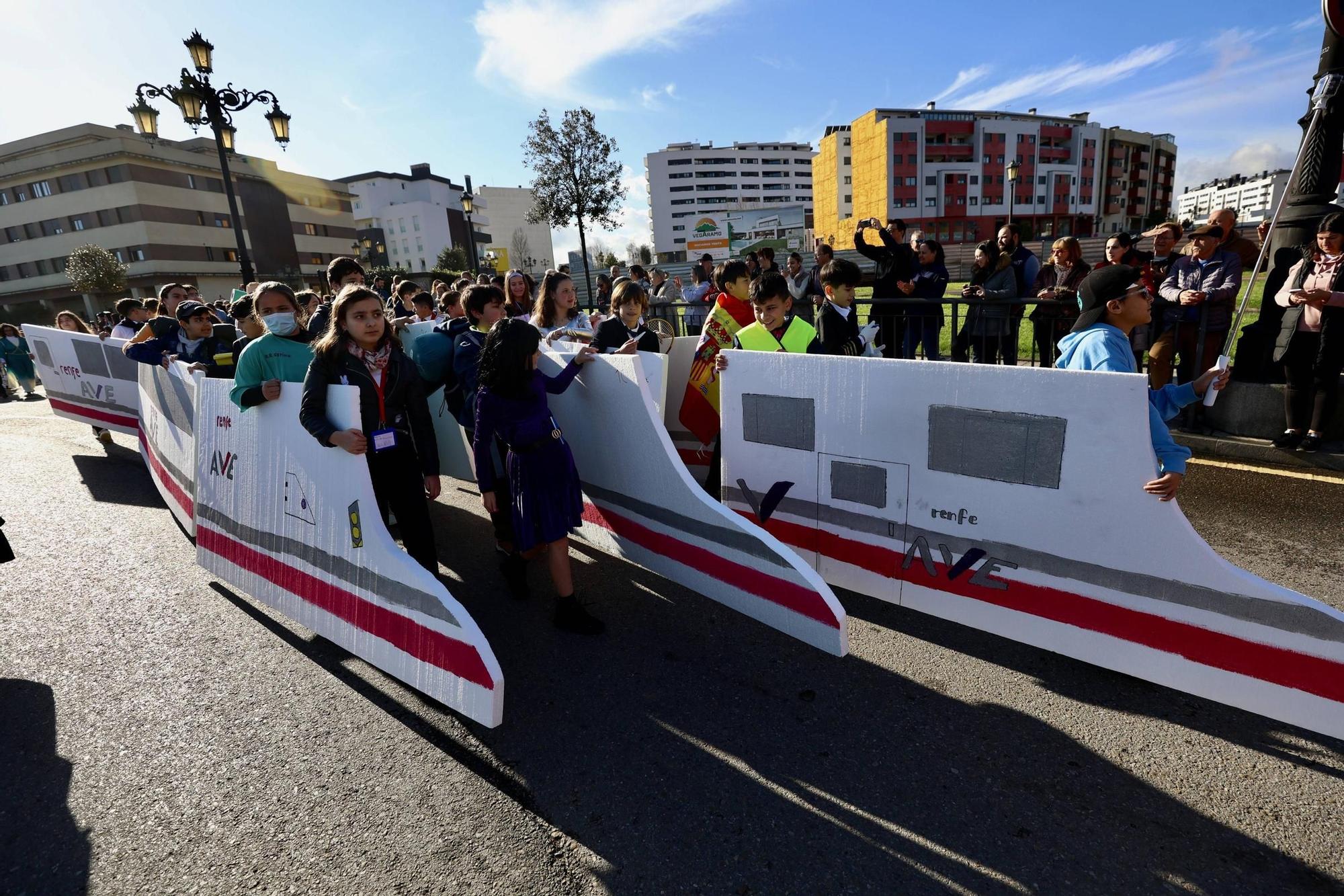 EN IMÁGENES: Así fue el carnaval escolar en el colegio Carmen Ruiz-Tilve de La Corredoria, en Oviedo