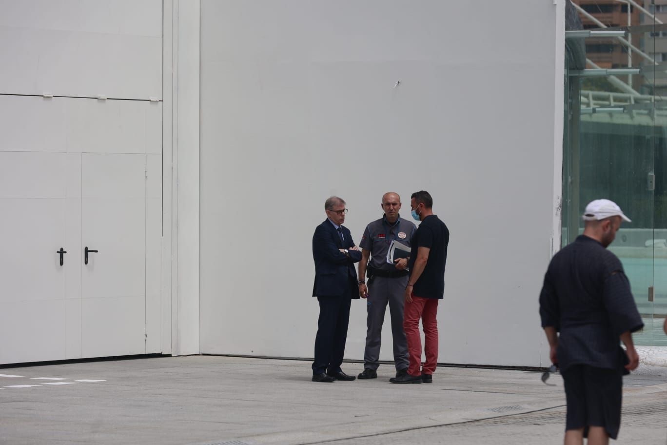 Últimos retoques en el Caixaforum València antes de su apertura