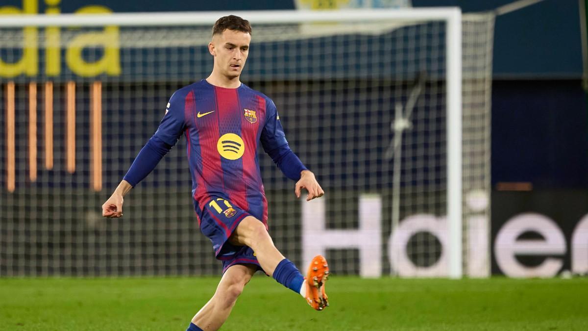 Marc Casadó explica cuál fue su reacción al enterarse que jugaría con el primer equipo