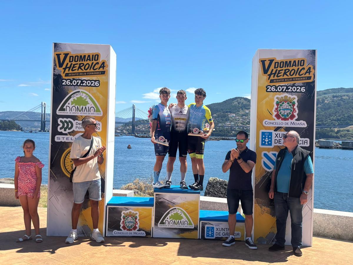 Podio de la categoría Sub 21, con Néstor Frías, Dani Vieito y Arón Lorenzo.