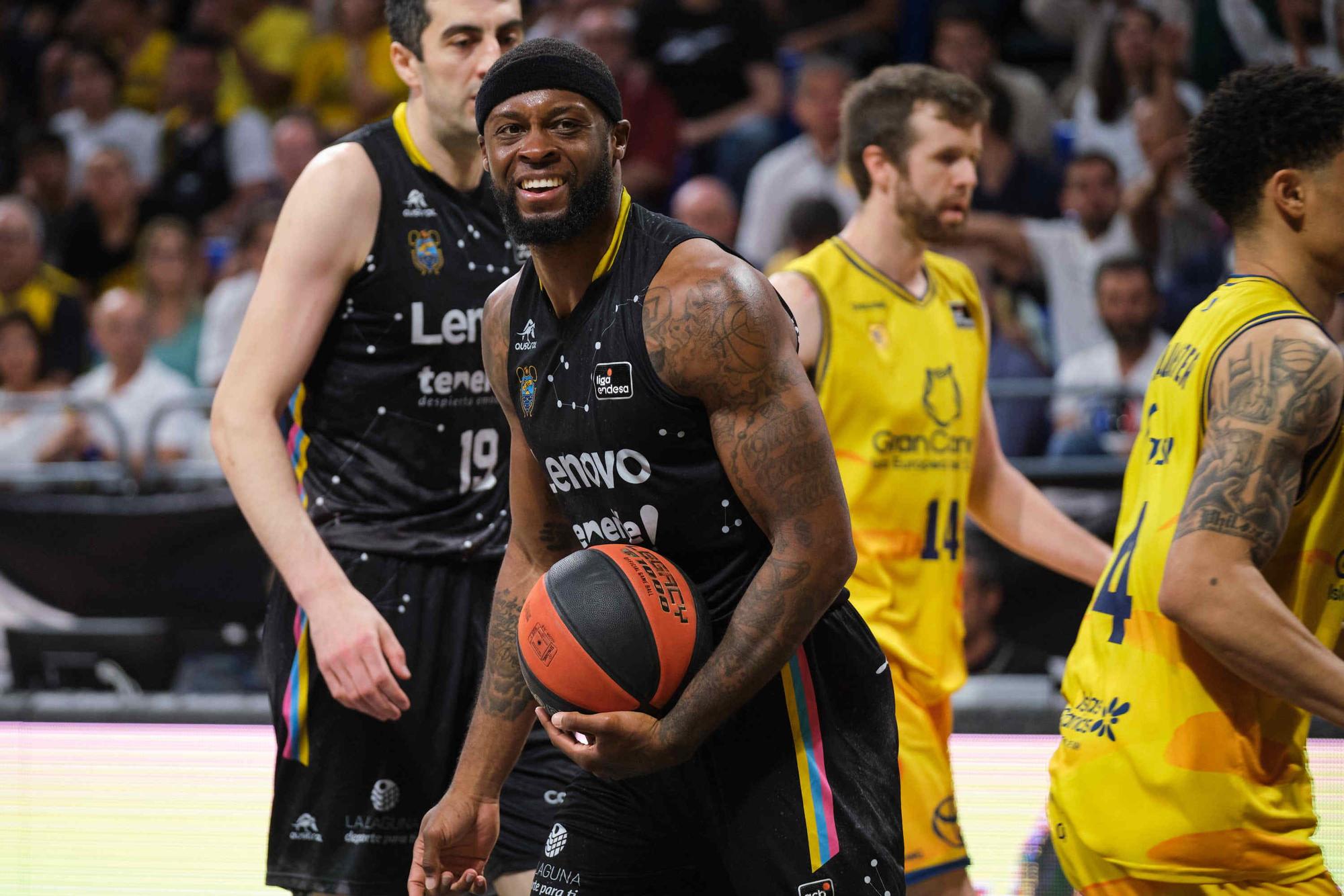 Derbi canario de baloncesto entre el Lenovo Tenerife y el Gran Canaria