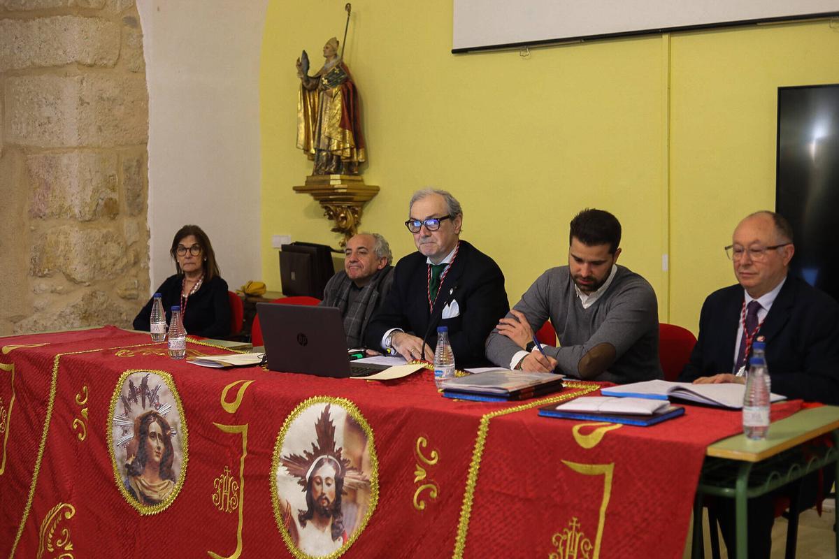 Zamora. asamblea general de Resurección