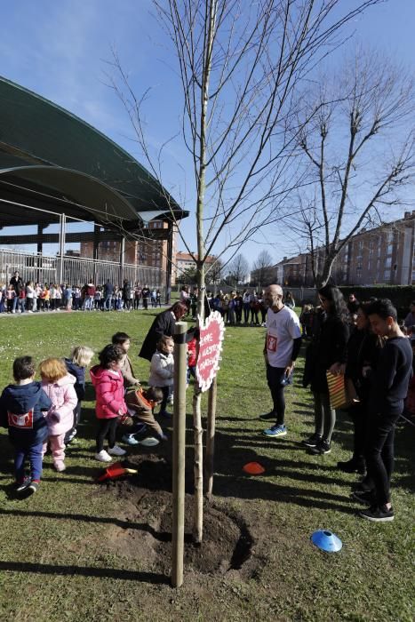 Homenaje a Thiago Guamán en el colegio Atalía