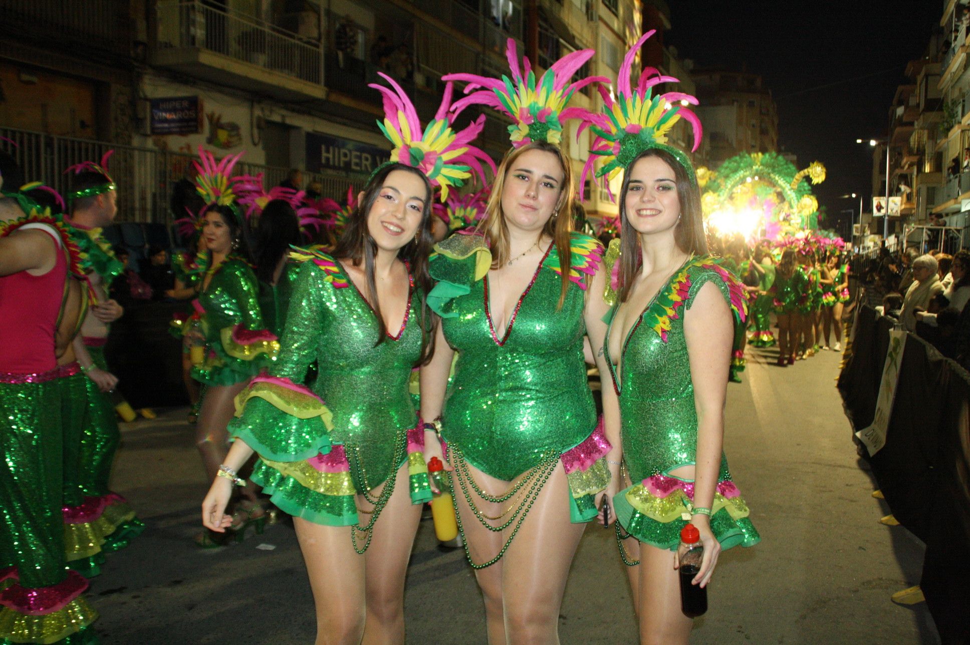 Macrogalería de fotos del segundo desfile del Carnaval de Vinaròs