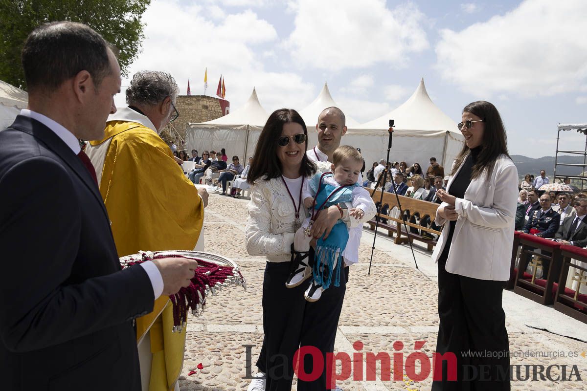 Fiestas de Caravaca | Imposición de cruces a los nuevos hermanos cofrades de la Vera Cruz