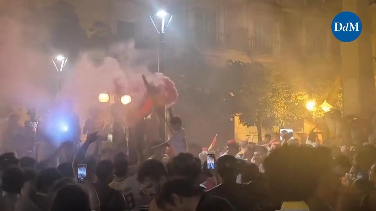 Miles de personas celebran en Palma la victoria de España frente a Argentina en la final del Mundial