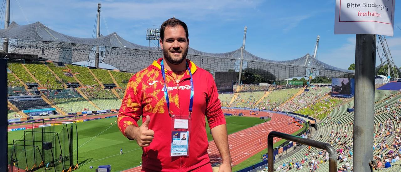 Javier Cienfuegos, tras su clasificación en el estadio Olímpico de Múnich.