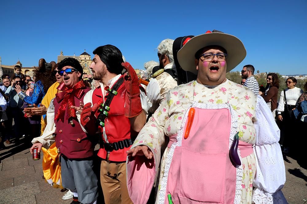 El Puente Romano se viste de Carnaval