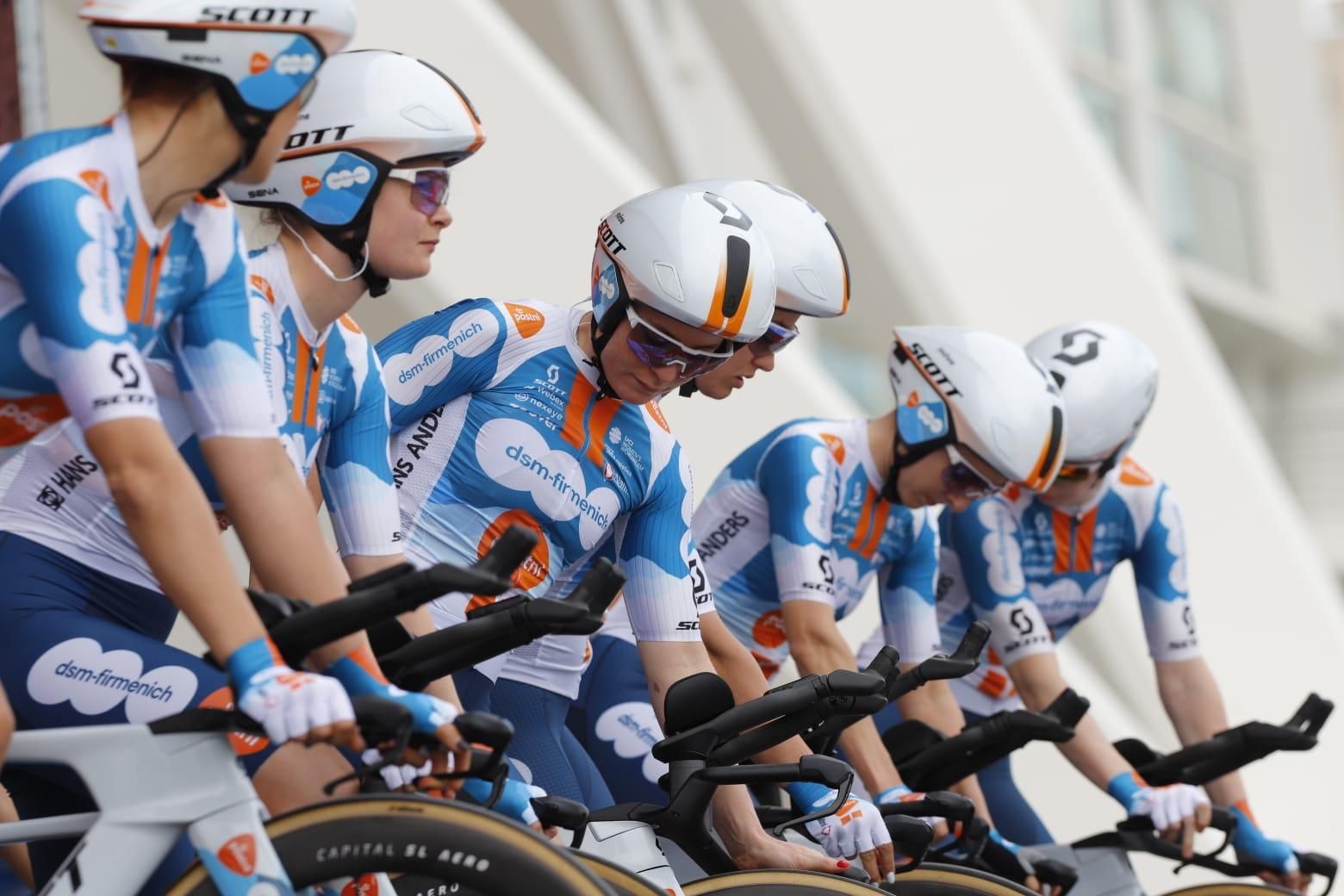 Primera etapa de La Vuelta a España Femenina en València