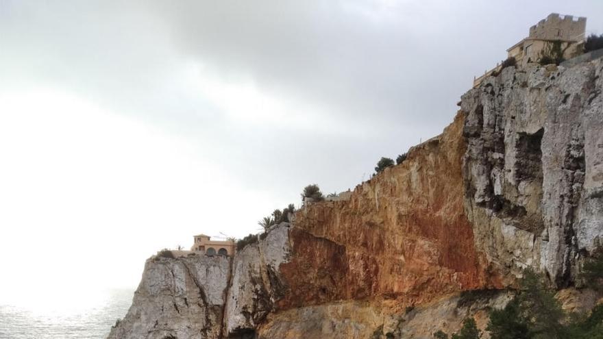 La gran herida en el Cap Negre de Xàbia