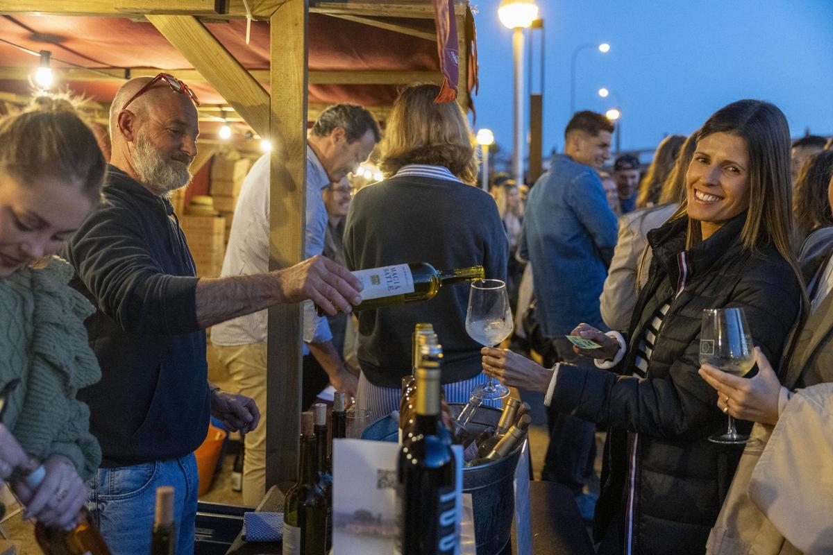 FOTOS | Palma reune a centenares de personas para disfrutar del Raïm Wine Fest