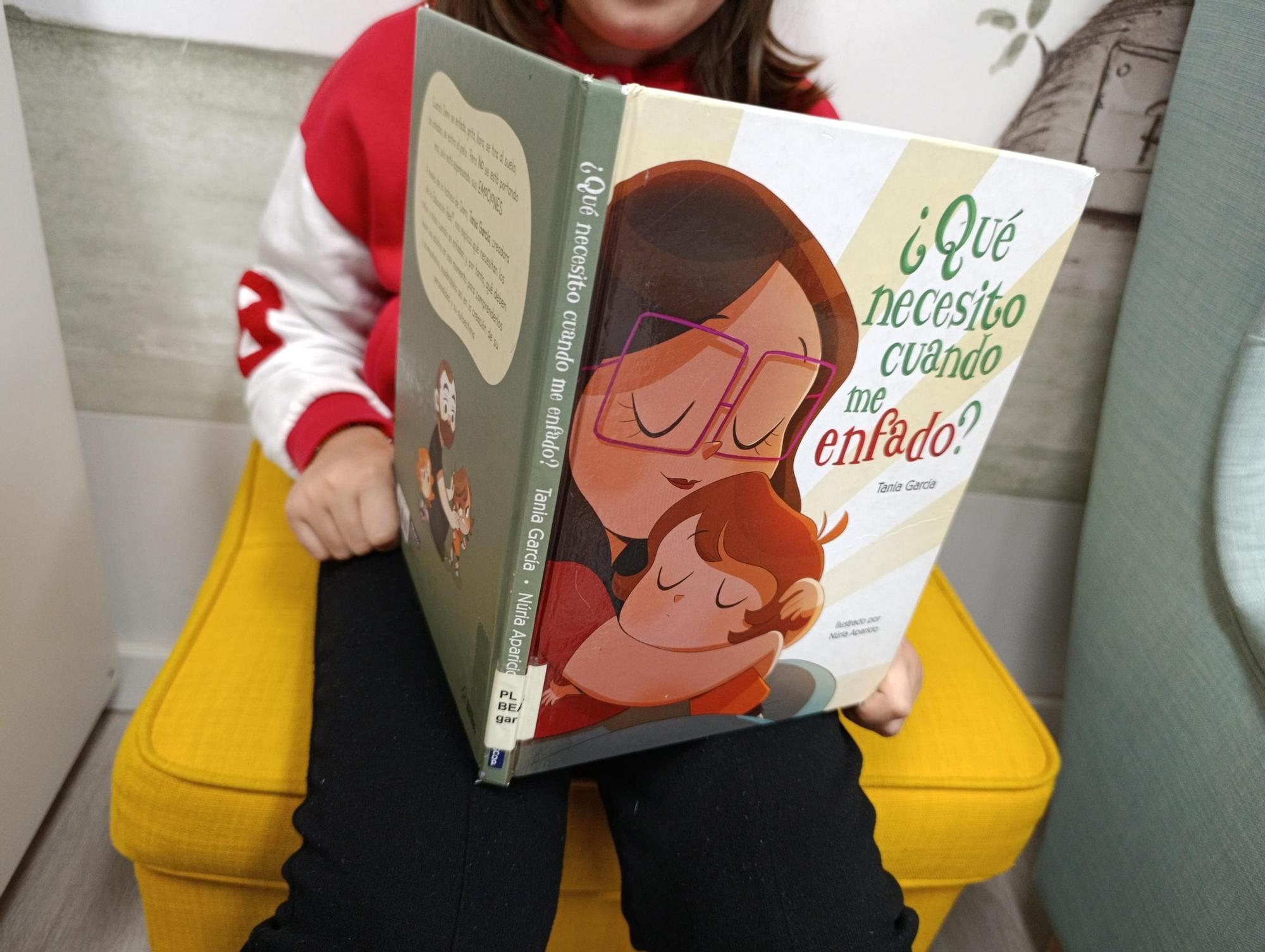 En Llanera los libros viajan en una maleta