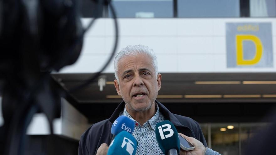 Eduardo Escudero, gerente del Área de Salud de Ibiza y Formentera, sobre la agresión sexual a una paciente de Can Misses: "El agresor forzó una puerta de seguridad para acceder al centro"