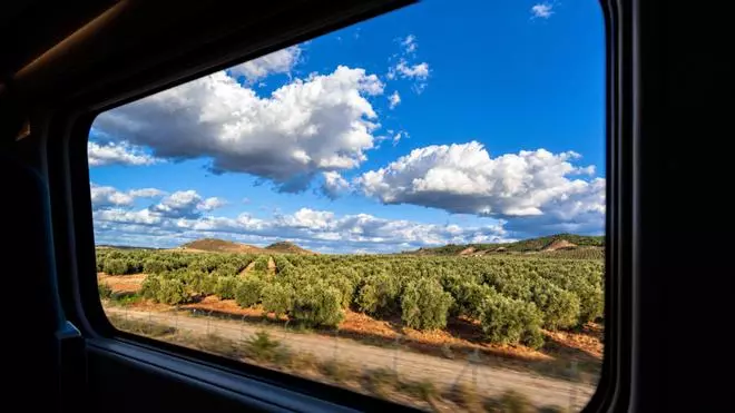 El viaje en tren más bonito de Andalucía cuesta menos de 20 euros