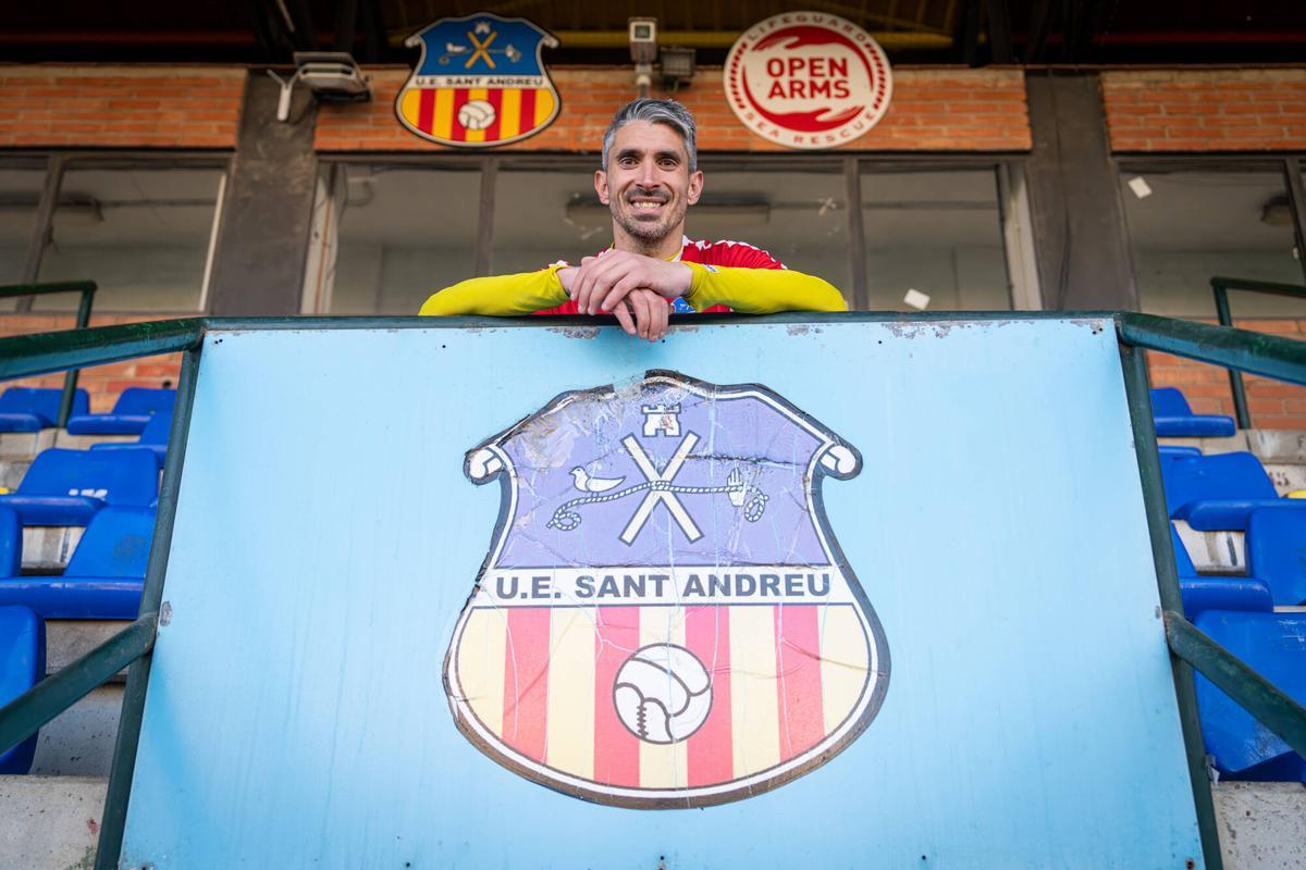 Bacelona 26/03/25 Deportes. Entrevista a Josu, jugador del Sant Andreu para la previa del partido Sant Andreu vs Europa. AUTOR: MANU MITRU
