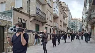 Un tubo con "ruido" de la naturaleza recorre las calles de Cangas