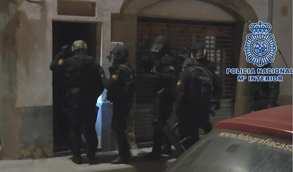 Detenció de dos gihadistes a Madrid i Barcelona.