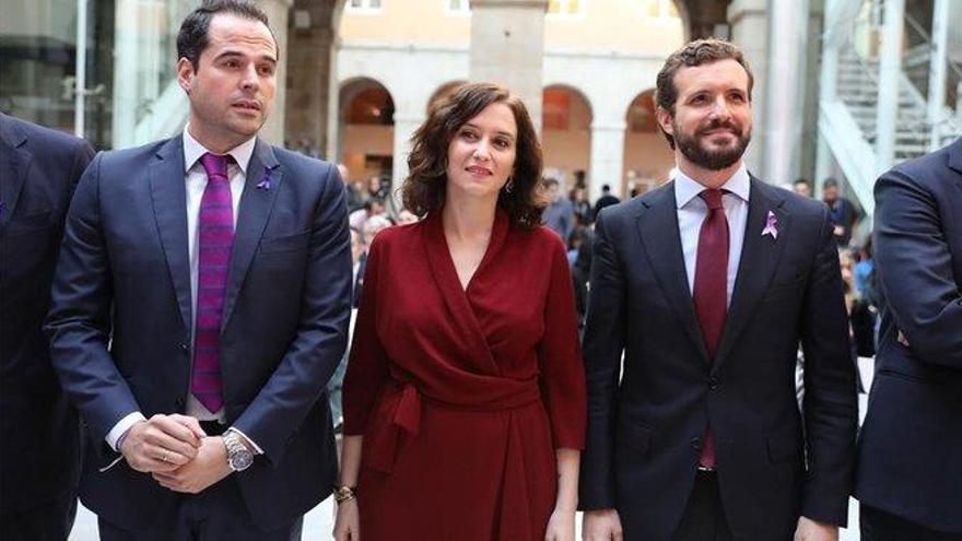 Casado insiste: el PP no facilitará la investidura de Sánchez con su abstención