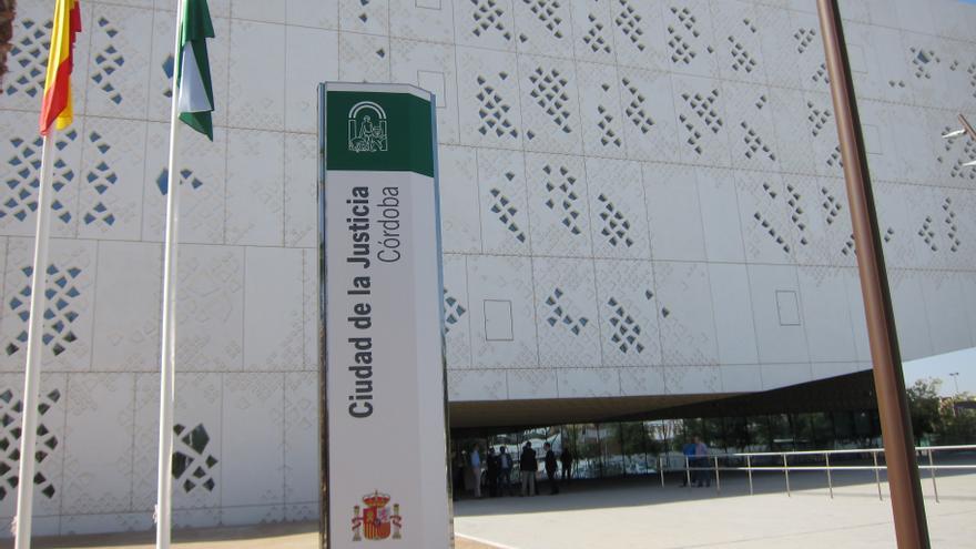 Piden hasta 7 años y medio de cárcel para un acusado de matar a cinco podencos en Córdoba