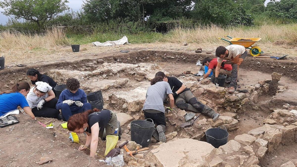 Las excavaciones en Lucus Asturum este verano