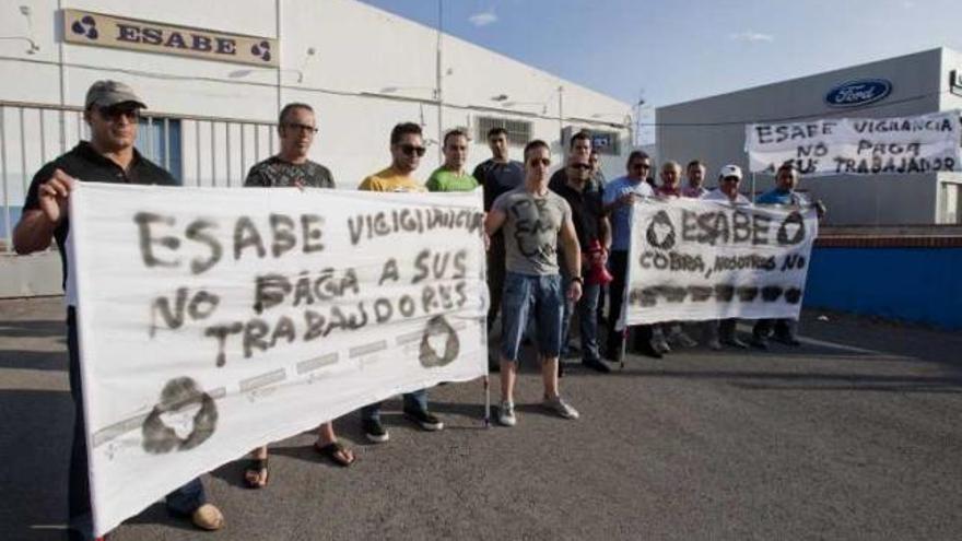 Protesta por el impago de salarios