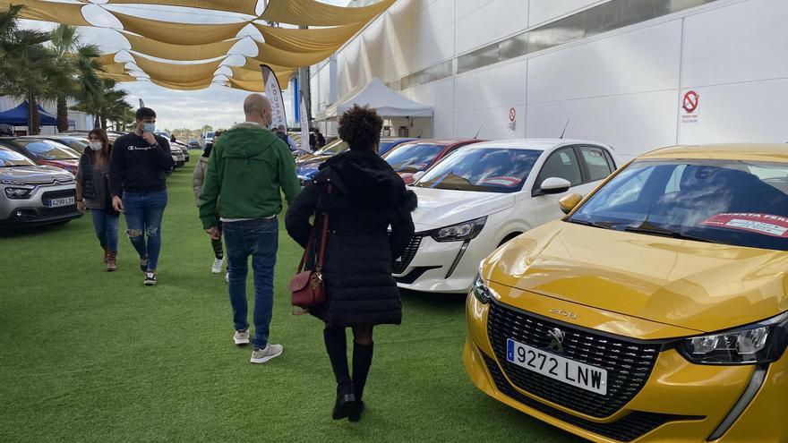 Las ventas de coches aceleran en Alicante y suben casi un 17% en octubre