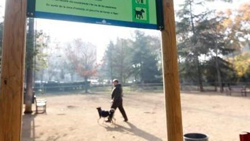 El tancat per a gossos del parc del Migdia fa 1.500 metres quadrats.