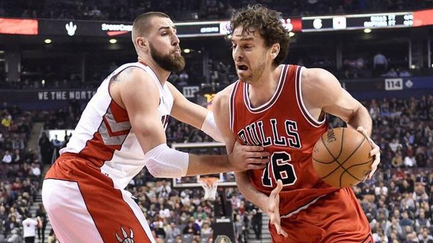 Pau y Mirotic vuelven a brillar ante los Raptors