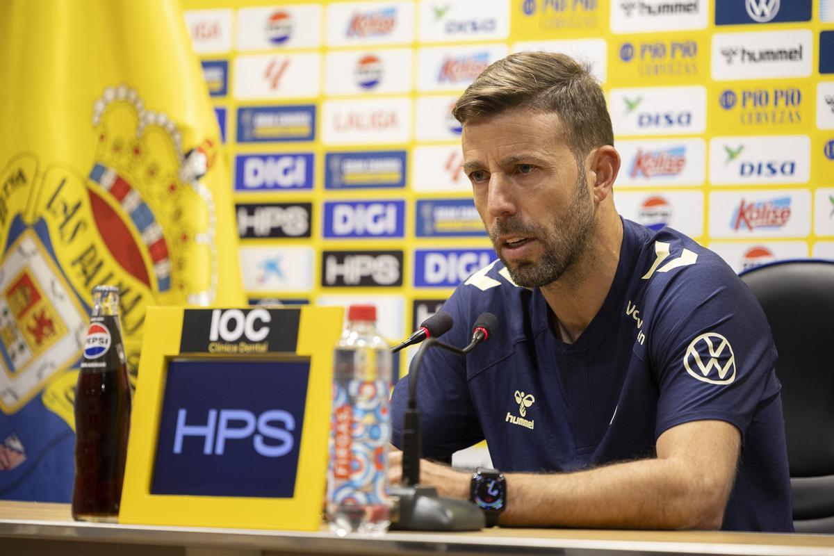 Luis García, entrenador de la UD Las Palmas.