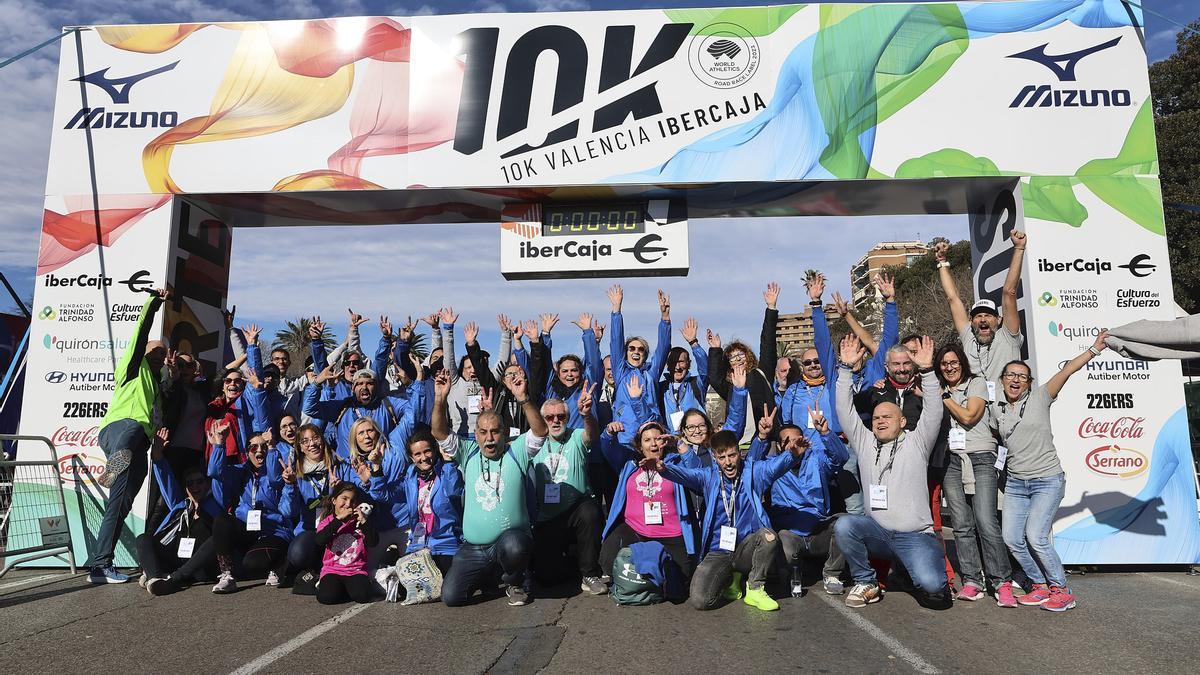 El 10K Valencia Ibercaja ya ha abierto sus plazas de voluntariado para la edición del 14 de enero de 2024.