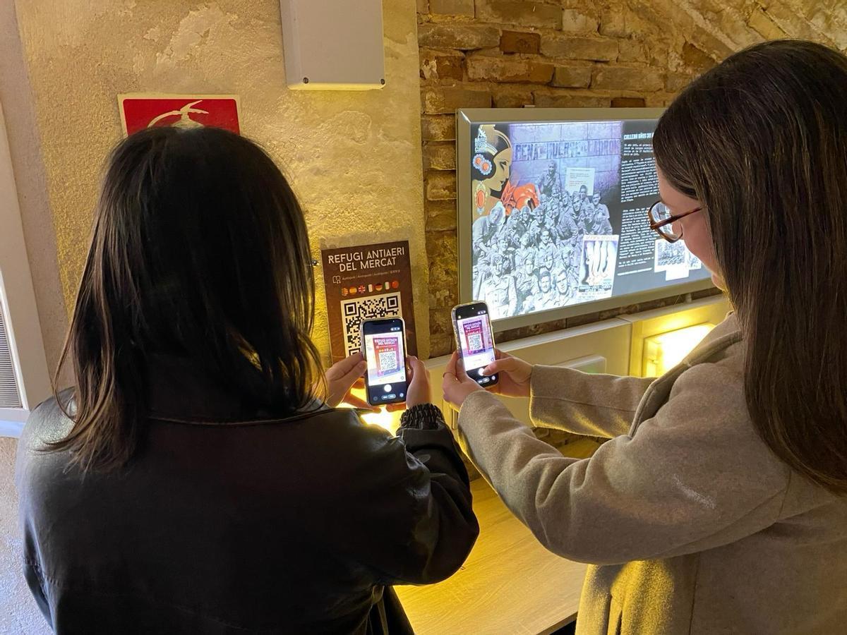 Un código QR permite el acceso a las explicaciones en siete idiomas.