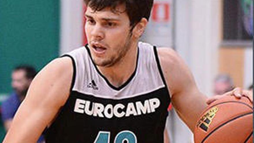 Dejan Todorovic, en el cinco inicial de Treviso y en el limbo del Unicaja