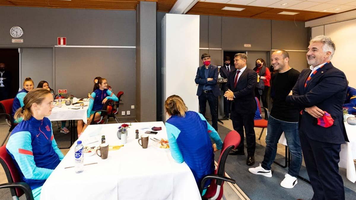 Laporta, con el equipo en Goteborg