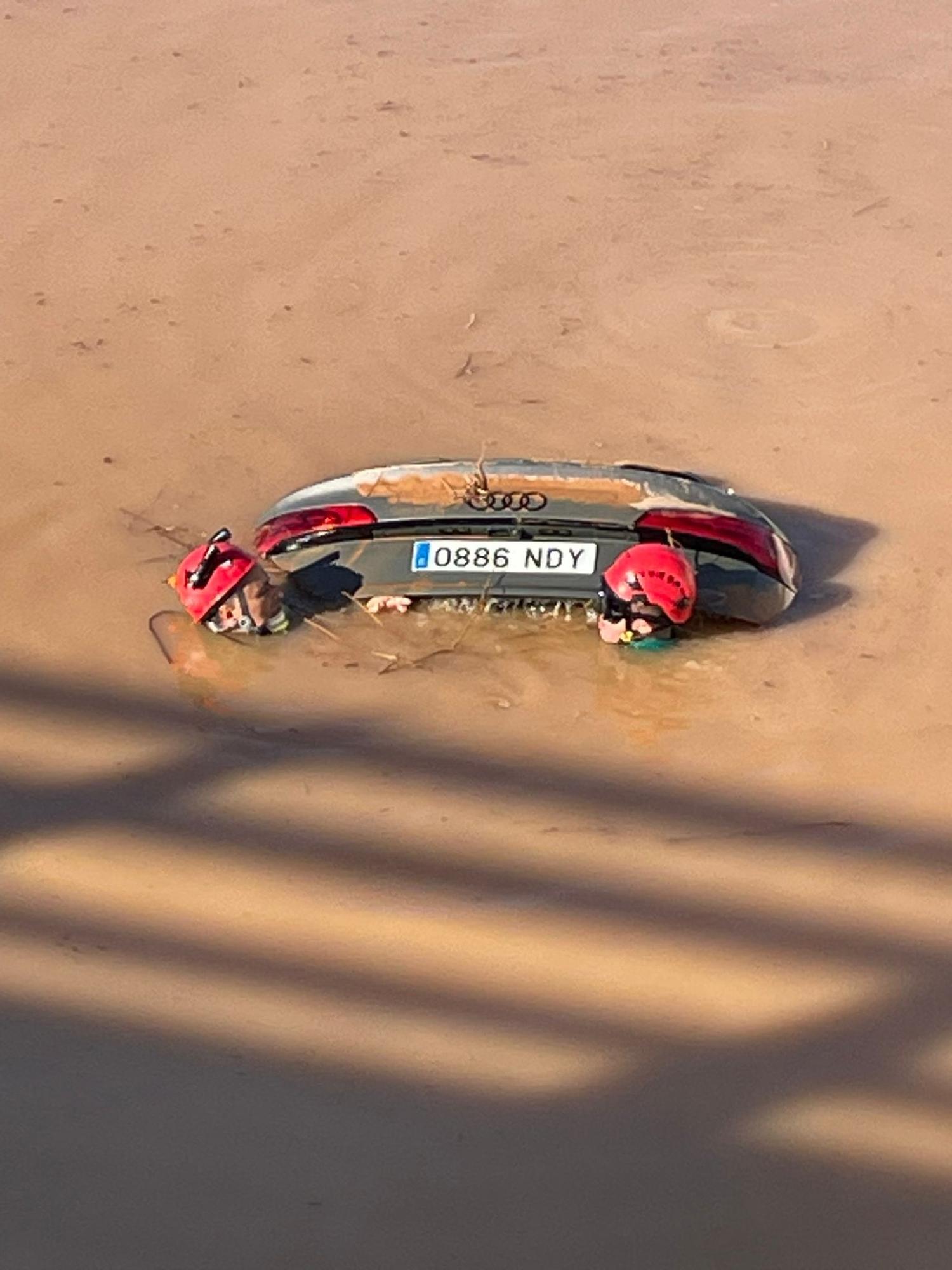 Galería: Todas las imágenes de los rescates realizados durante el temporal en Ibiza