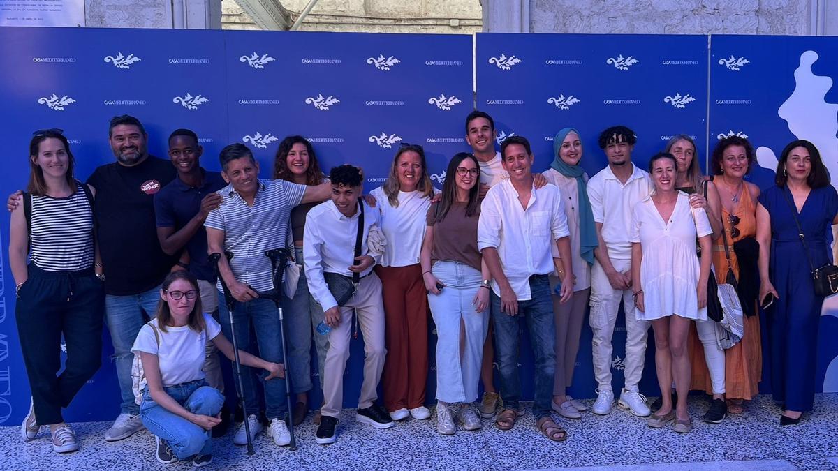 El equipo del documental el miércoles pasado en la Casa del Mediterráneo, en Alicante, donde se estrenó.