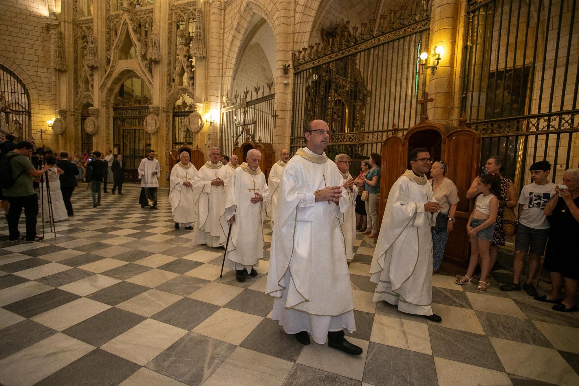 Procesión clausural de la Fuensanta en la Catedral, en imágenes