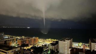 Madrugada de rayos, truenos y tornado en Málaga
