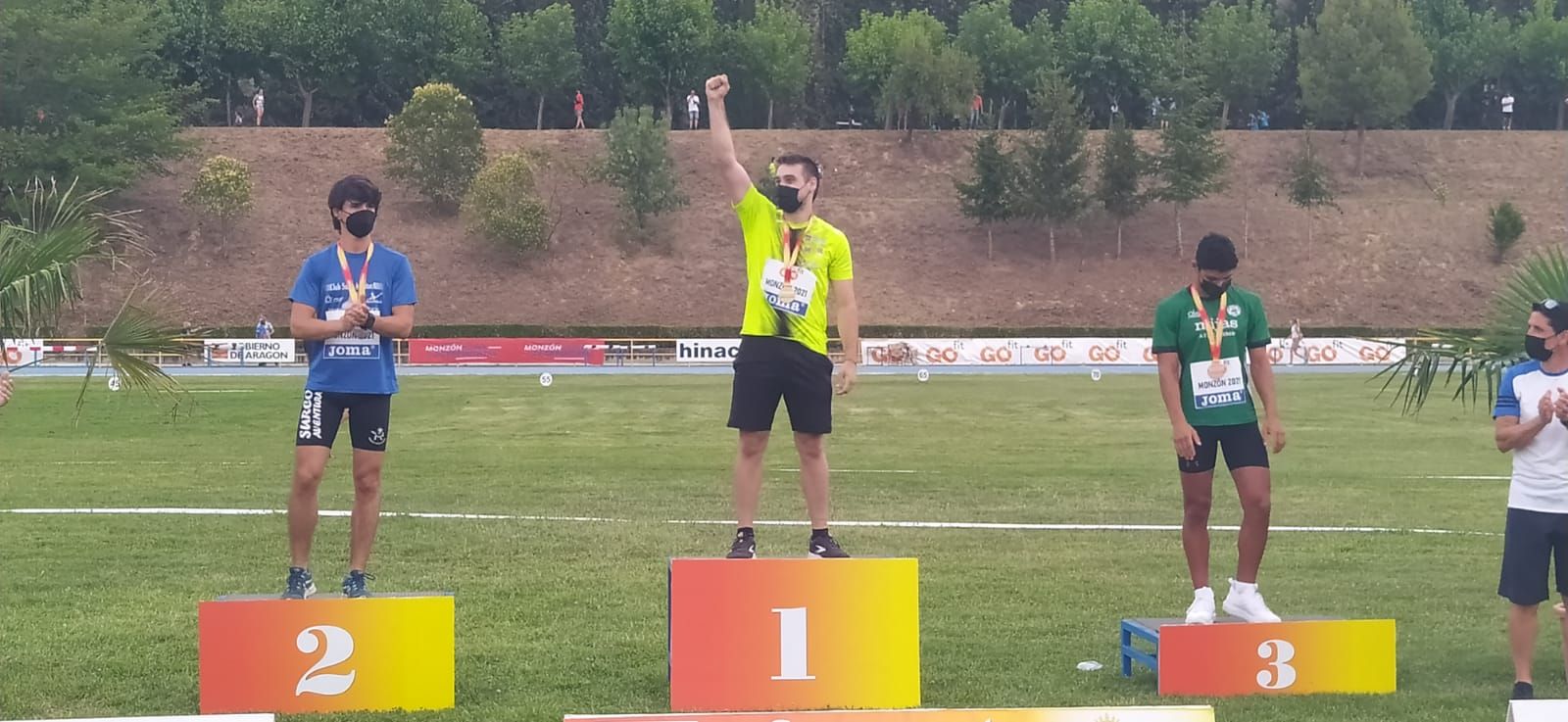 Pere Jiménez García, atleta del Playas de Castellón, en el podio de jabalina del Campeonato de España sub-20.